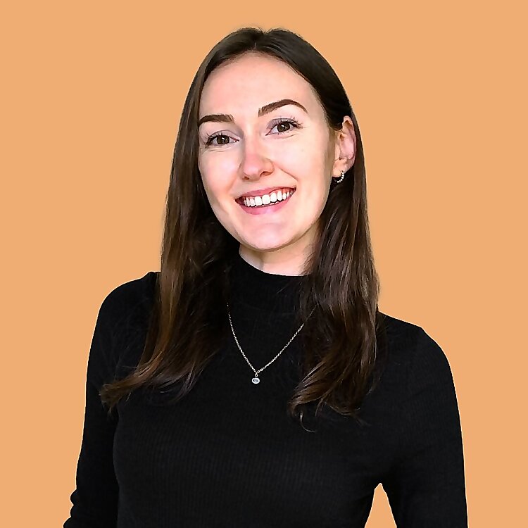 Sara ScherbakovC outts