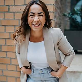 Esra Sippel