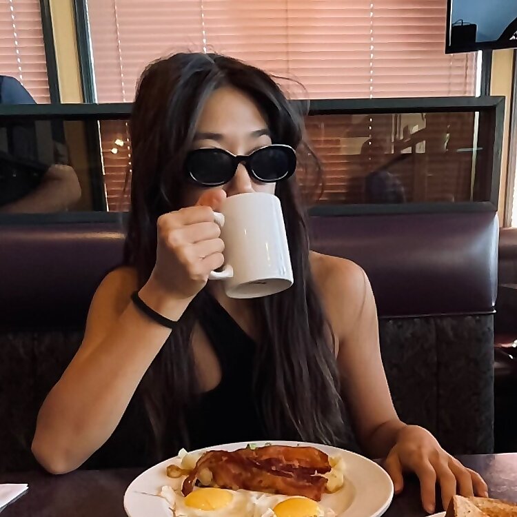 Angela Shan Hu