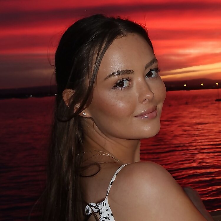 Lexi Larson