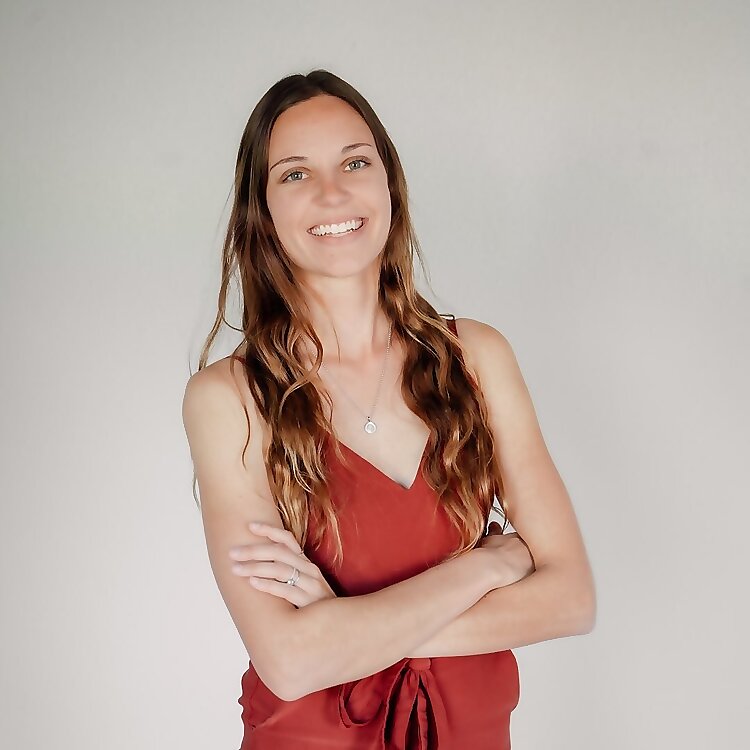 Dominique Gunderson 