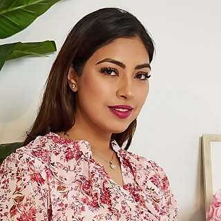 Nitika Bholawasi  