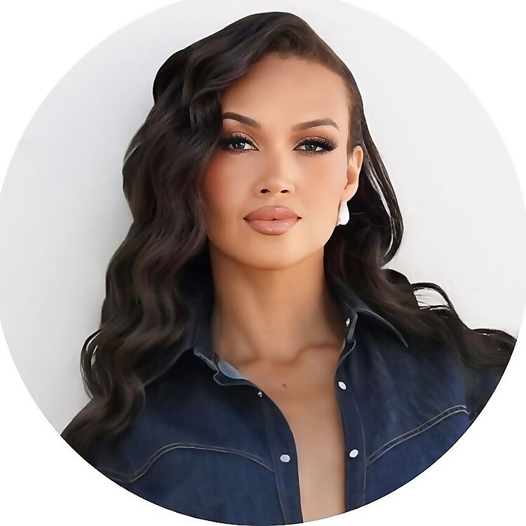 Angie Arizaga