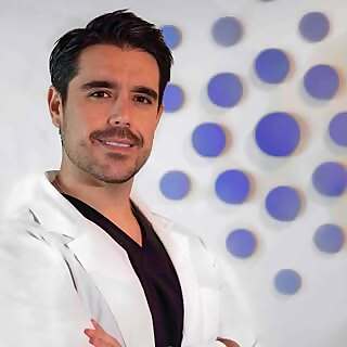 Dr Sebastian Arrieta M