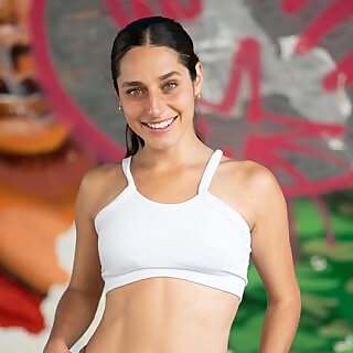 Ximena De Vinatea
