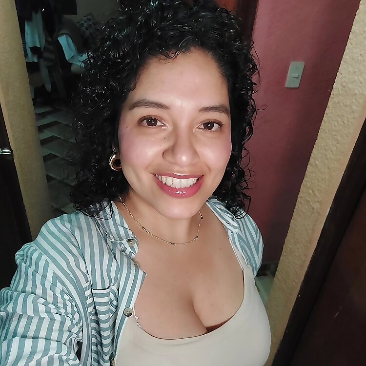 Johana Suyon