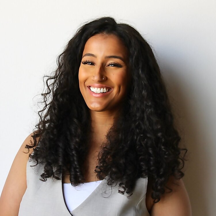 Salha Aziz