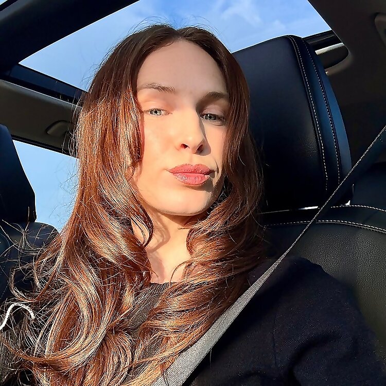 Shannon Leigh
