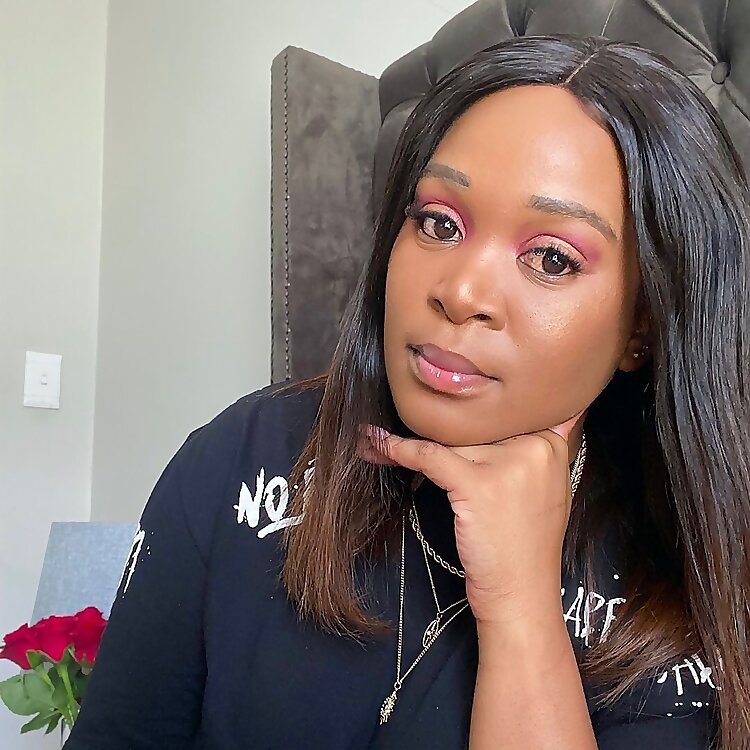 Tumi M