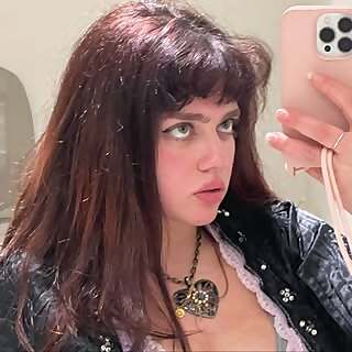  Dr Joelle