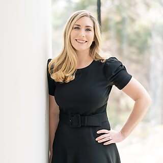 Lindsey Pearlstein Smith 