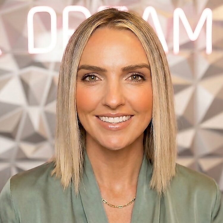Nicole Breit 