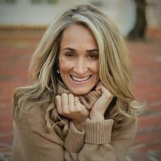 Ashley Vizzi Akridge