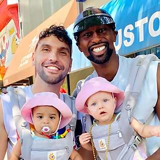 2 Dads 2 Twins