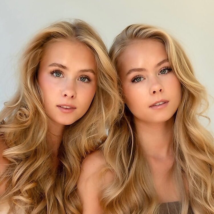 Iza & Elle Cryssanthander
