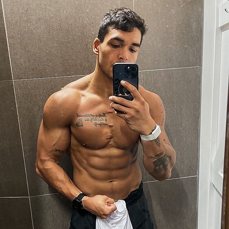 Justin Knussi