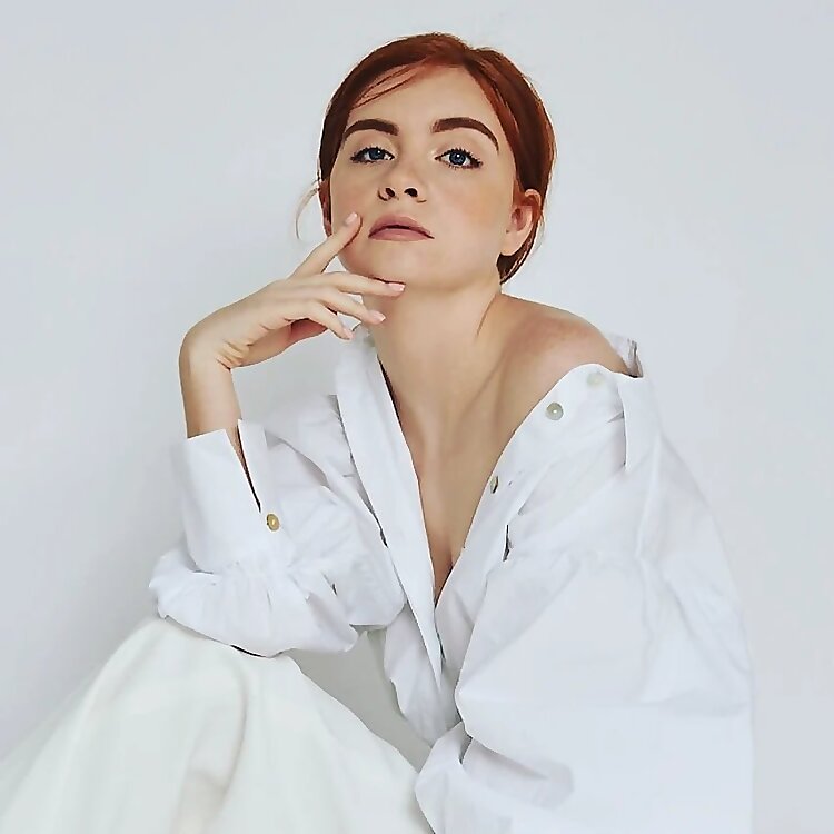 Alexandria Hodnik