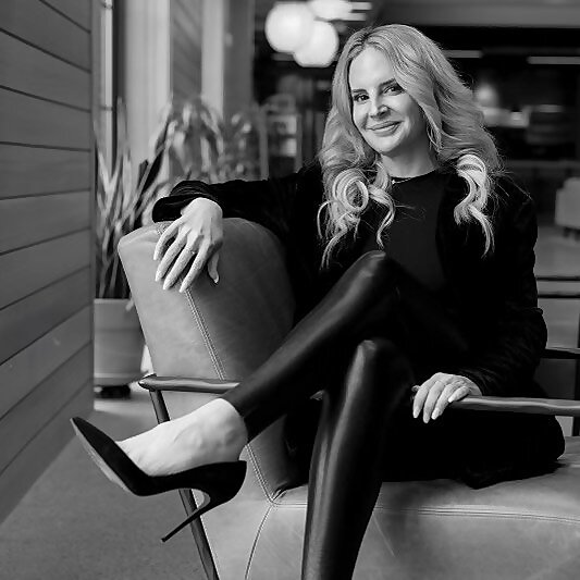 Dr Ashley Klein DiMeola