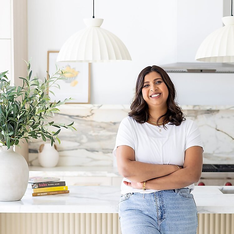 Saranya Thineshkanth