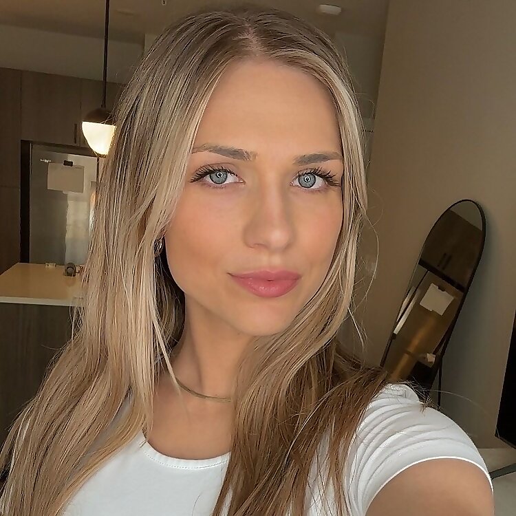 Lauren Cowling
