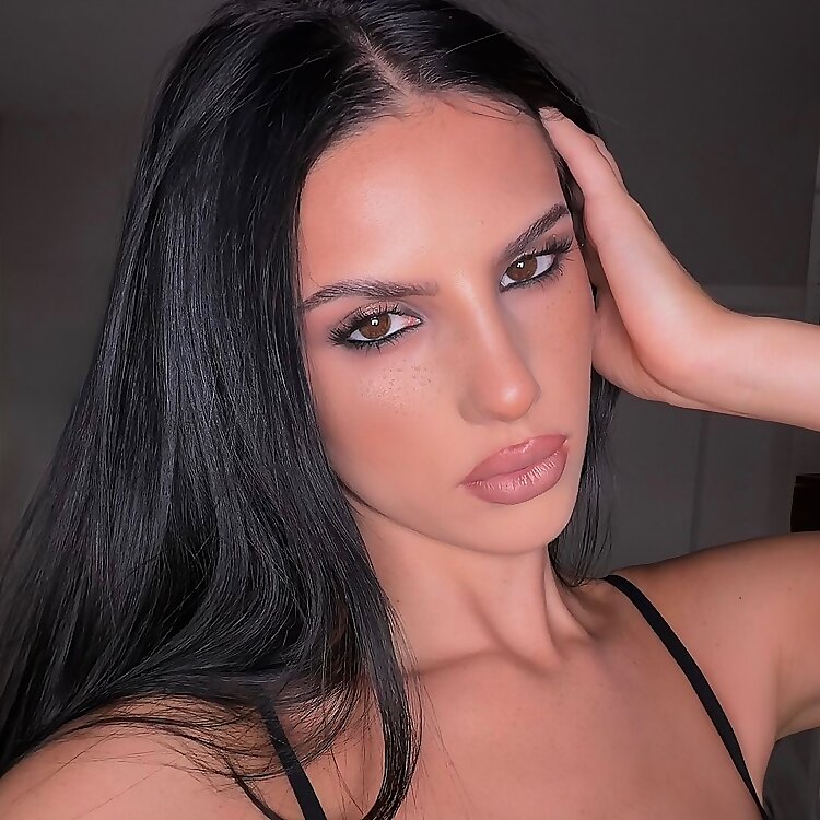 Natalie Lue