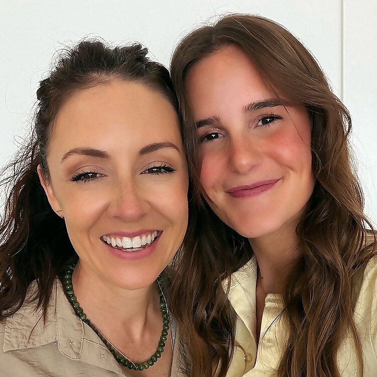 Alex Morgan & Whitney Morgan