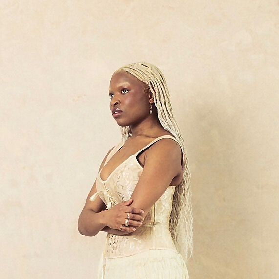 Essence Martins