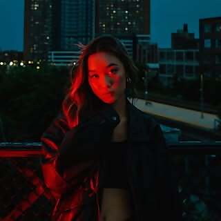 Ava Ro