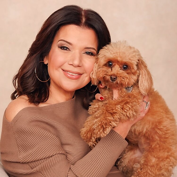 Ana Navarro-Cardenas