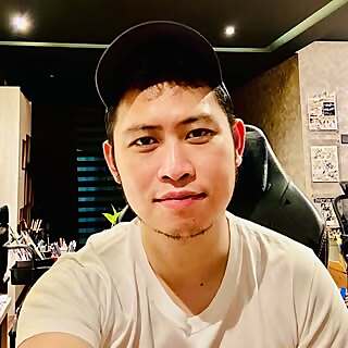 Stephen Jorge Segovia