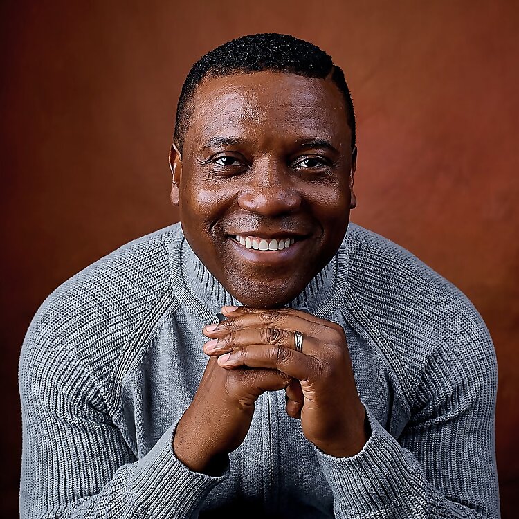 Dr David O Oludoyi