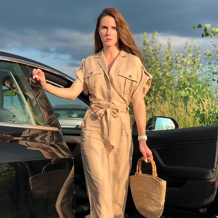 Tesla Lady