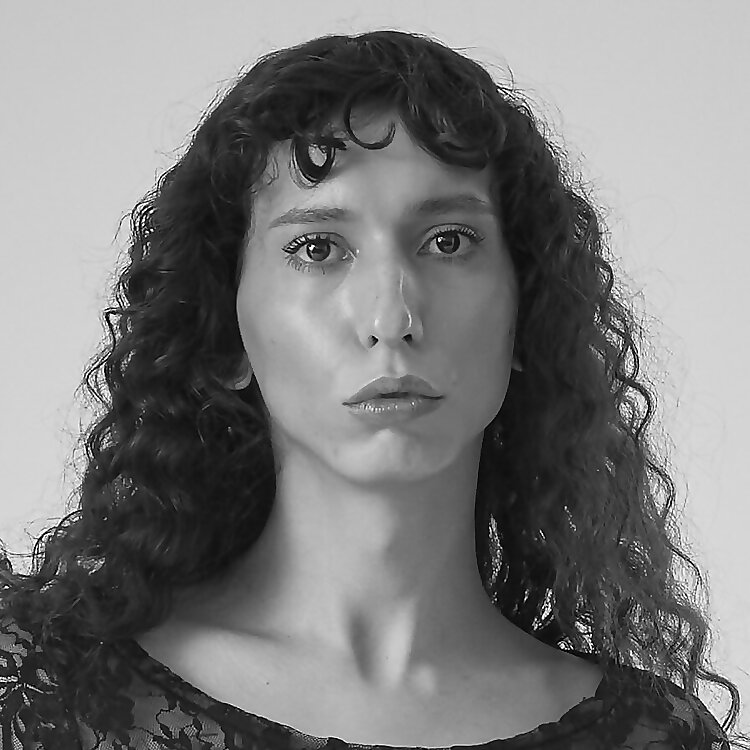 Lua Mansano 