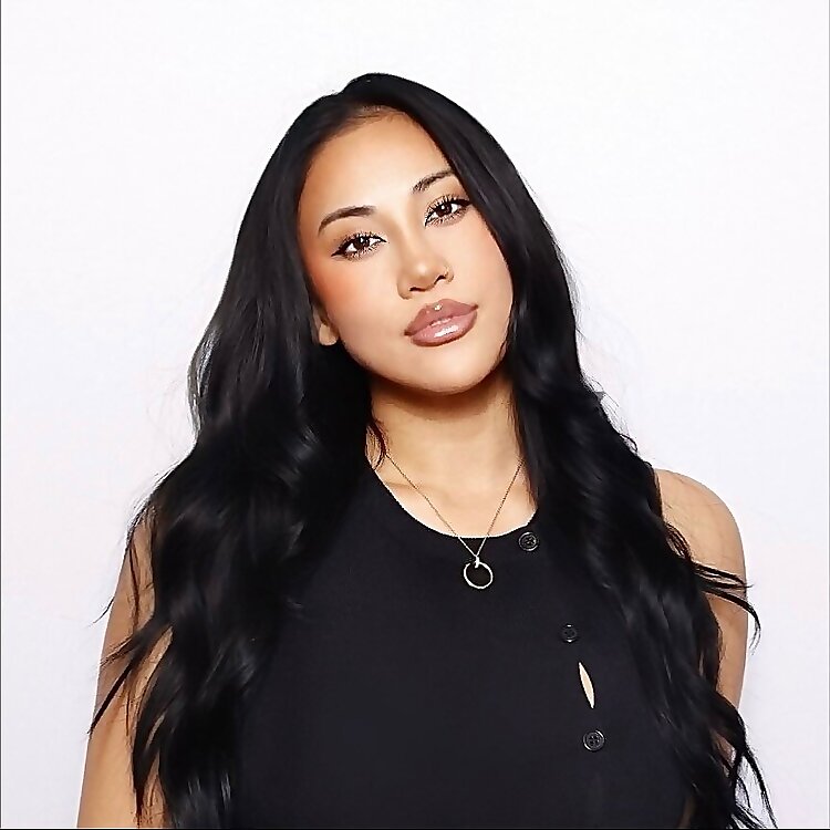 Yenni Huynh