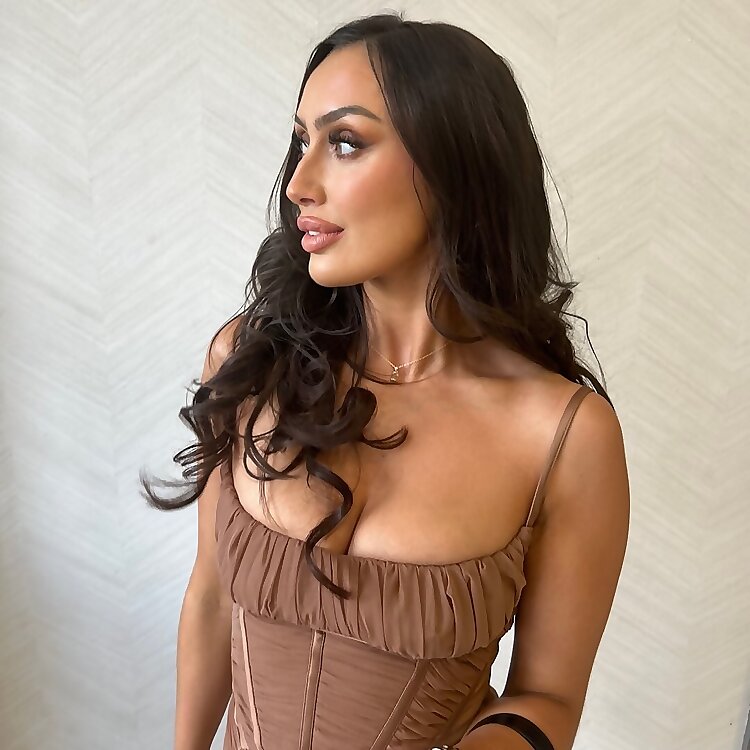 Lisa Marie Thompson