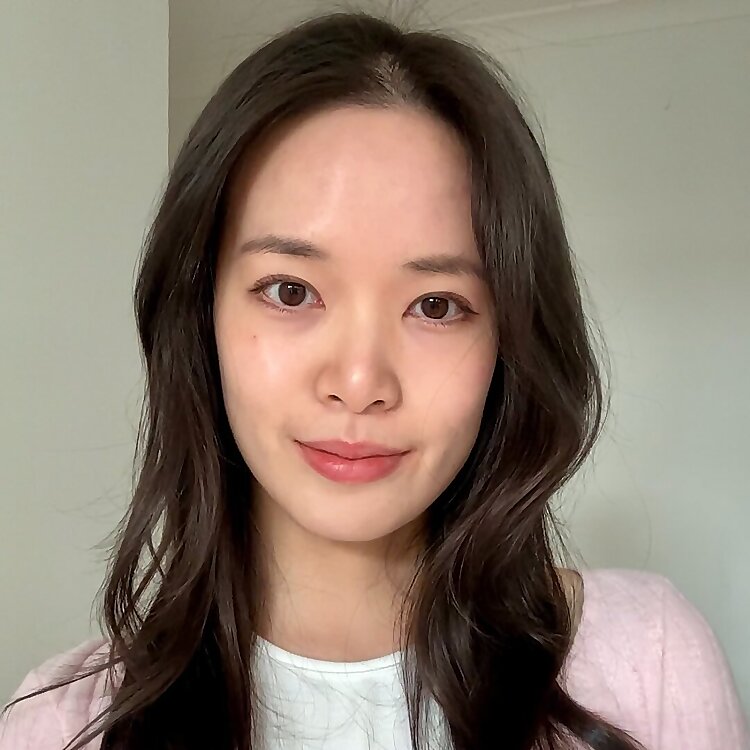 Theresa Tan
