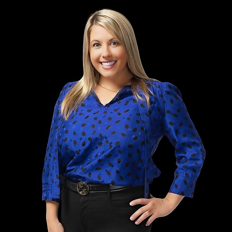 Katelyn E Sullivan 