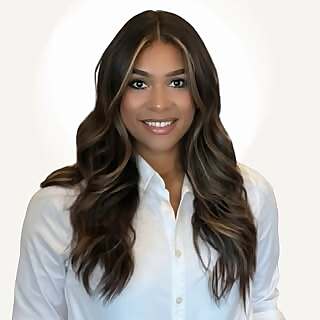Shanti Smith 