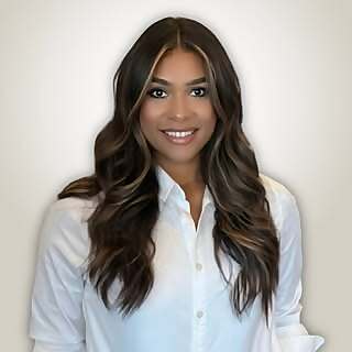 Shanti Smith 