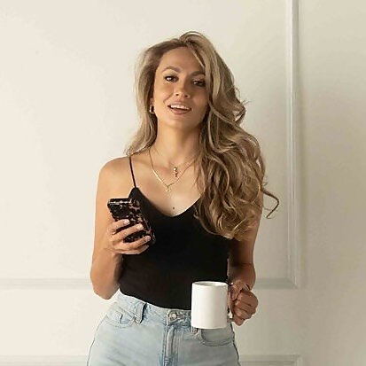 Yesi Casas 