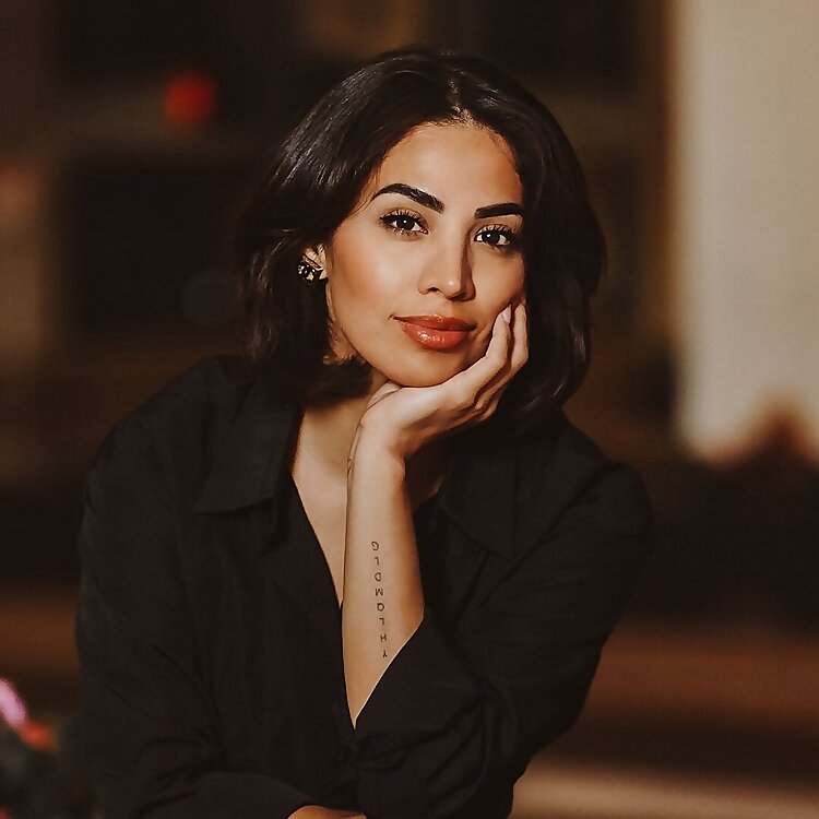 Miriam Valencia 