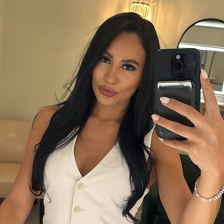 Karina Mejia