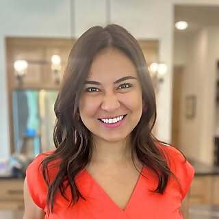 Claudia Salinas