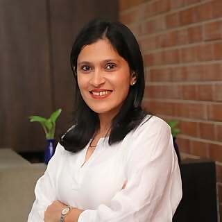 Dr Amiti Shah
