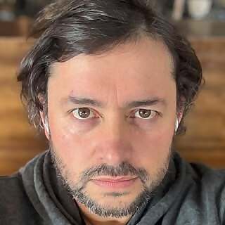 Claudio Flores Gutierrez