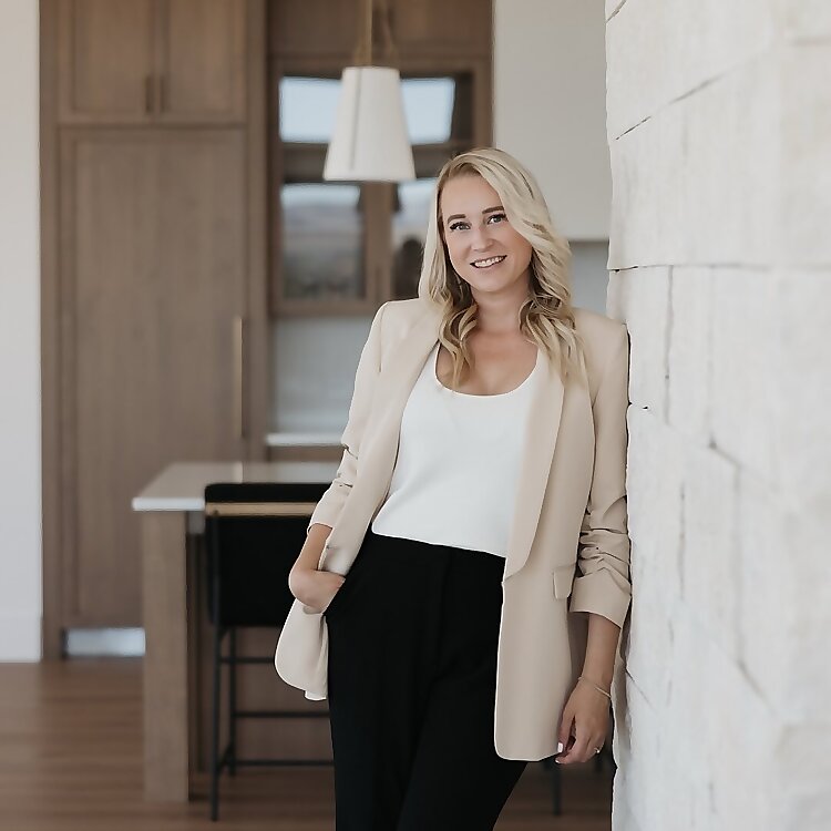 Erin Volk 