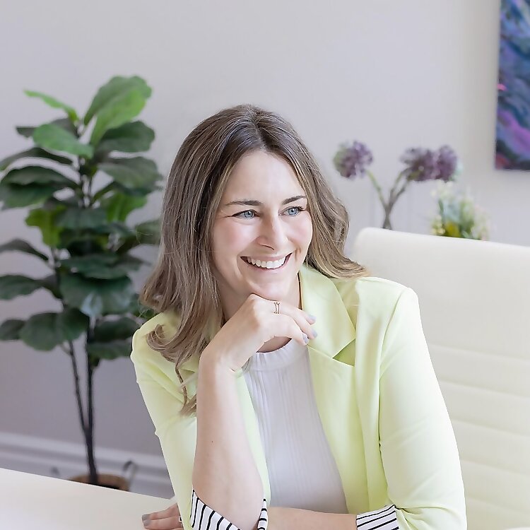 Dr. Erin Ley