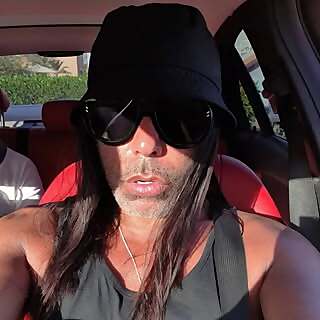 Chaker Mlihigue Official