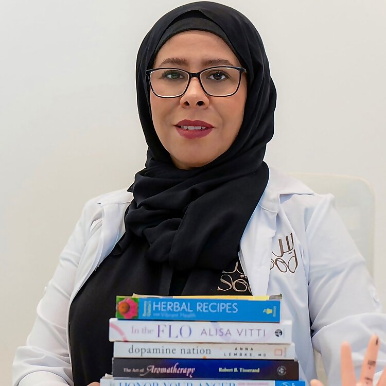 Dr. Kenza Mouhtajy