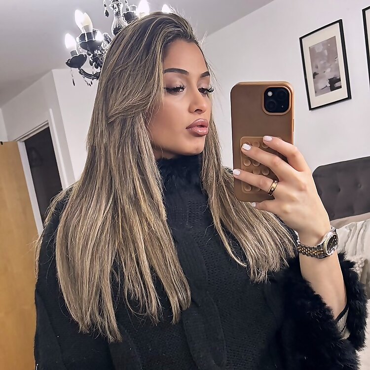 Humaira Hussain 